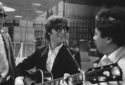 John Lennon em ensaio em agosto de 1965