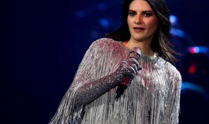 Laura Pausini fala sobre fama e sucessos aos 50 anos