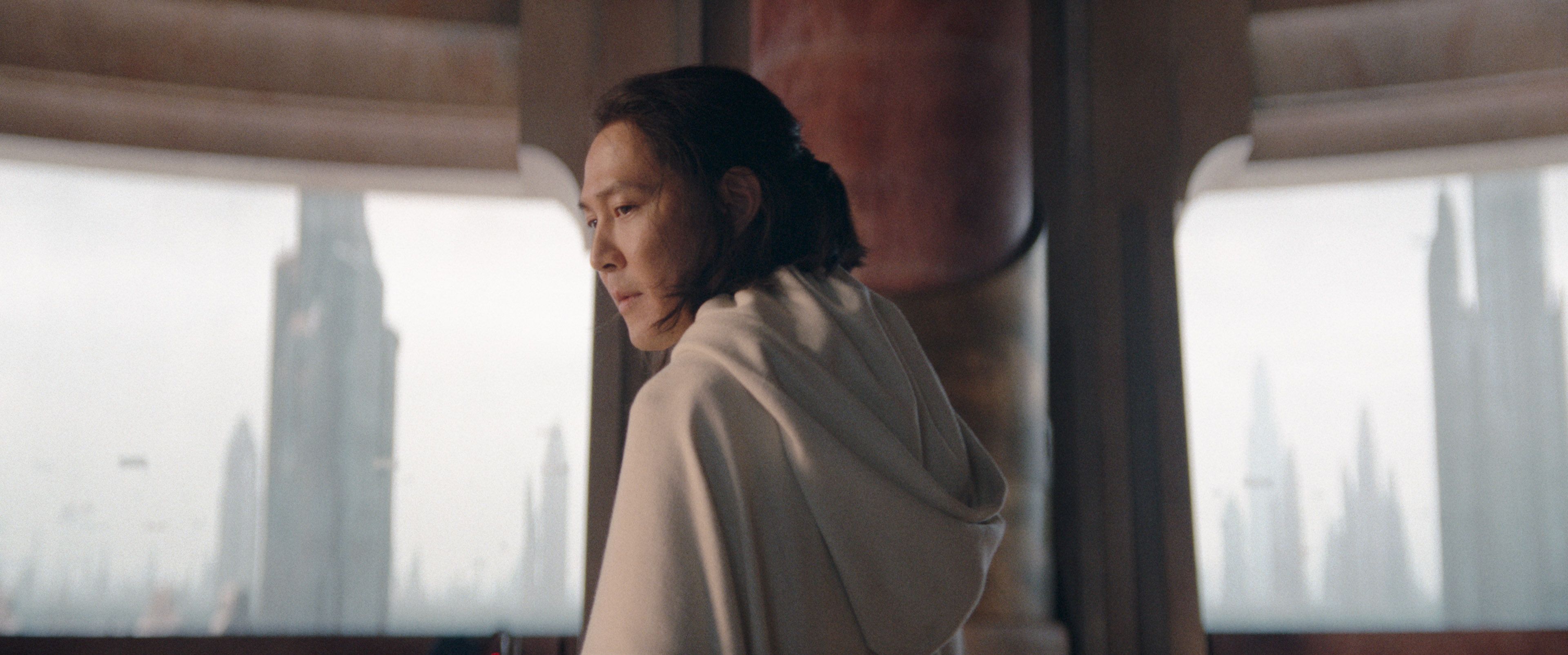 Master Sol é vivivo por Lee Jung-Jae / Divulgação/Disney+