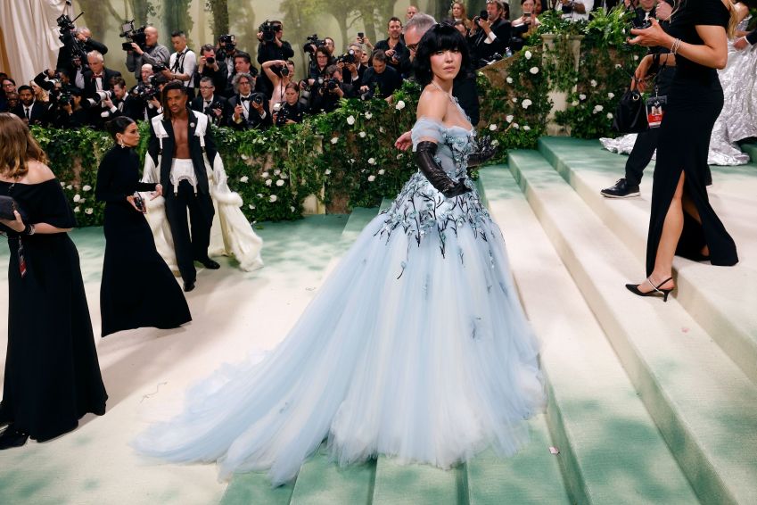 Sydney Sweeney usou um vestido Miu Miu para o Met Gala de 2024 / aylor Hill/Getty Images