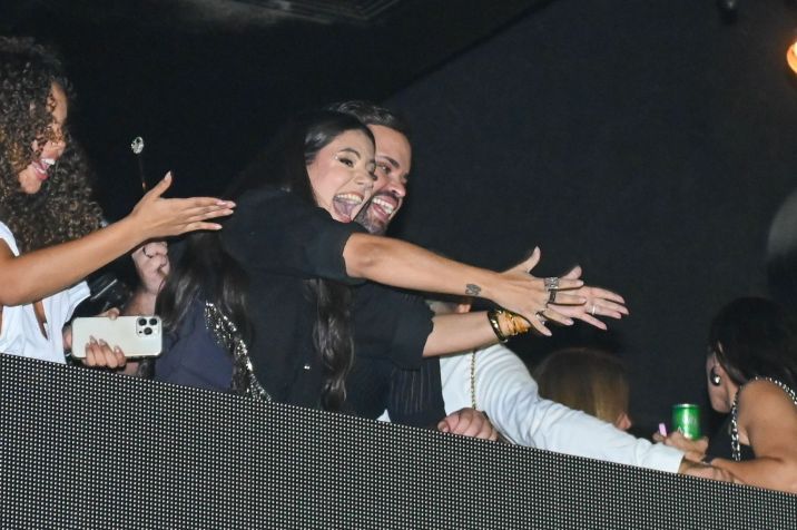 Pitel, Fernanda e Michel falam com os fãs / Marcelo Sá Barretto/AgNews