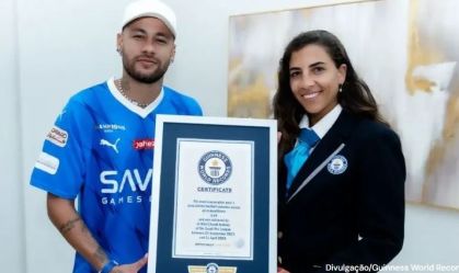 Neymar recebe título do Guinness por recorde do Al-Hilal; veja