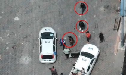 Imagens de drones publicadas pela FDI na terça-feira e geolocalizadas pela CNN mostram os homens armados perto de veículos não marcados em uma instalação de logística da UNRWA em Gaza