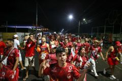 Alvorada do Garantido ilumina ruas de Parintins com paixão dos torcedores