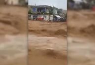 Enchentes no Afeganistão matam ao menos 300 pessoas