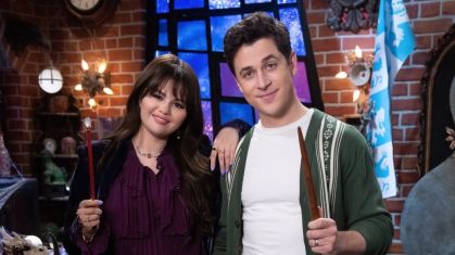 Selena Gomez e David Henrie vão participar de spin-off de "Feiticeiros de Waverly Place"