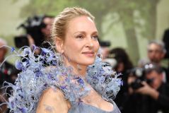 Atriz Uma Thurman no baile anual do Met Gala