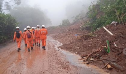 Imagem de destaque do post: Bombeiros baianos já resgataram mais de 200 vítimas das chuvas no Sul