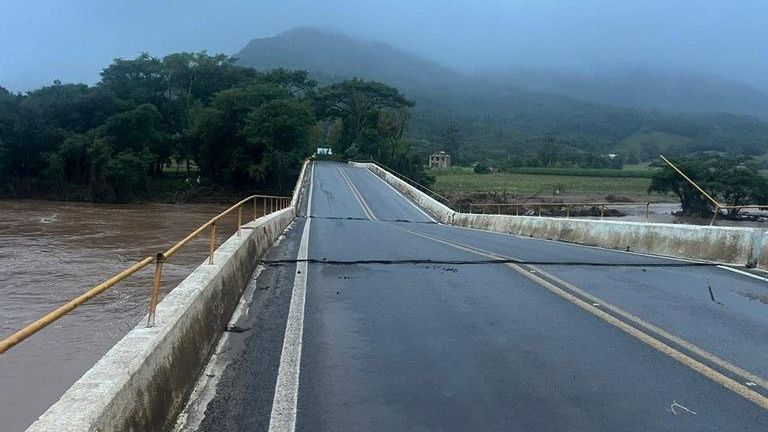 ponte rio Caí