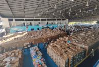 FAB suspende temporariamente a coleta de doações de água e roupas para o RS
