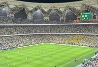 Neymar comparece a jogo do Al-Hilal em meio a polêmicas nas redes