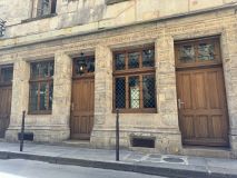Casa mais antiga de Paris, Auberge Nicolas Flamel chamou a atenção de Jorge Ben na década de 1970