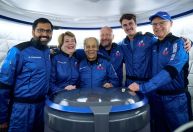 Blue Origin manda 6 turistas até o limite do espaço após hiato de quase 2 anos