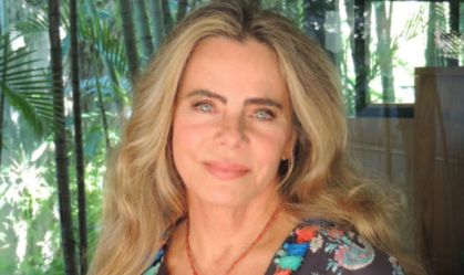 Atriz publicou reflexão nas redes sociais após ser internada