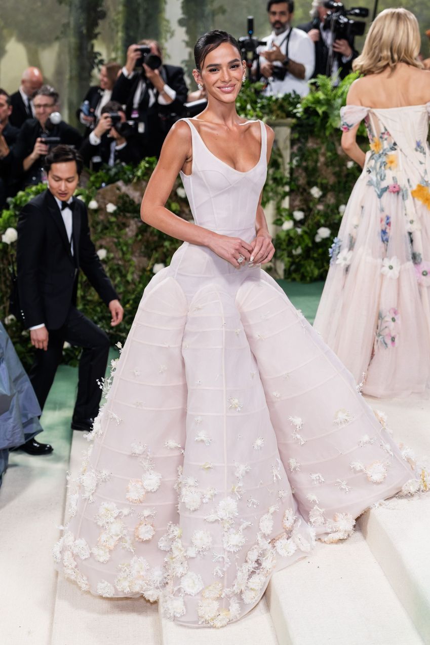Bruna Marquezine no Met Gala 2024, em Nova York / Gotham/Getty Images