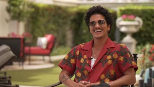 Bruno Mars fala sobre energia do público brasileiro