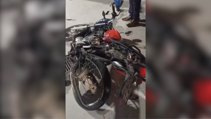 Moto de aplicativo ficou danificada após ser atingida por carro de luxo. / Divulgação/Destaque Regional