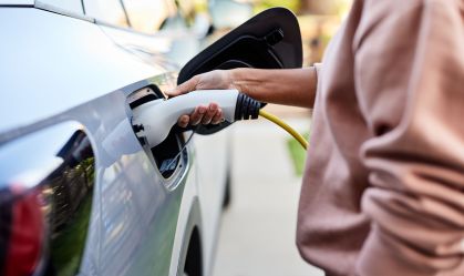 Setor de carros elétricos enfrenta desafios de infraestrutura para crescer