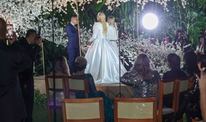 Monique Evans e Cacá Werneck se casam no Rio