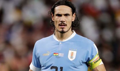Cavani anuncia aposentadoria da Seleção Uruguaia
