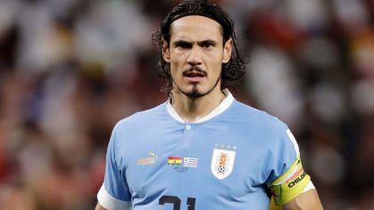 Cavani é o terceiro jogador com mais partidas pela Seleção do Uruguai