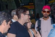 Christian Chávez, ex-RBD, chega ao Brasil e atende fãs no aeroporto