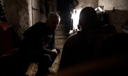 "Tudo está queimando": CNN acompanha batalhas em cidade essencial para Ucrânia