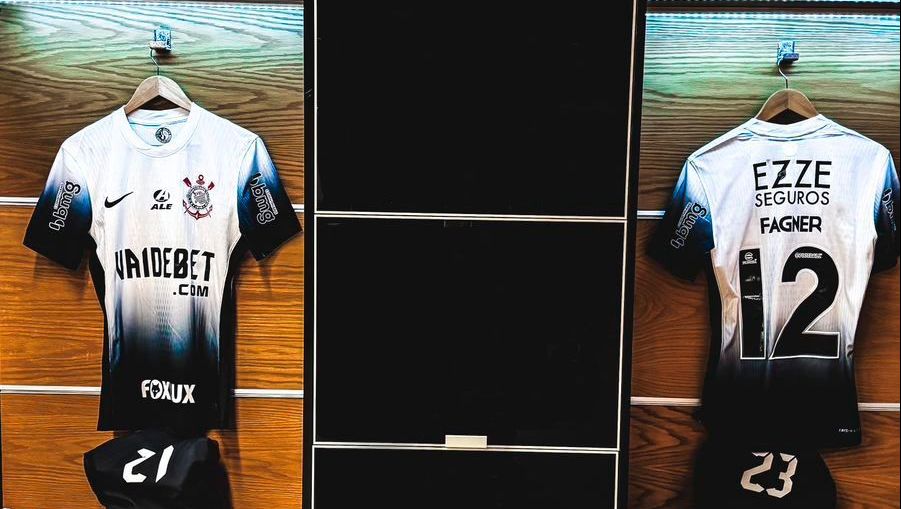 Fagner usará o número 12, que pertencia ao goleiro Cássio