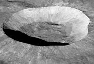 Asteroide potencialmente perigoso para a Terra pode ser pedaço de cratera da Lua