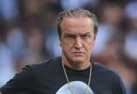 Cuca é hackeado, e golpista faz pedido a Dorival, Mancini e Vojvoda