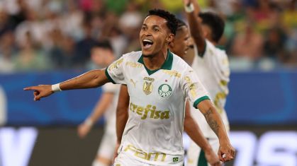 Lázaro comemora pelo Palmeiras sobre o Cuiabá no Brasileirão