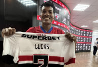 Atleta do Águia de Marabá ganha camisa de Lucas após pedido em rede social