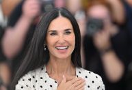 Demi Moore relembra peso de ser atriz mais bem paga dos anos 1990: "Pegou forte"