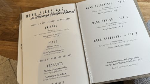 Menu do Auberge Nicolas Flamel, em Paris