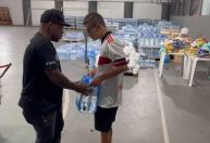 RJ: Central Única das Favelas recebe doações para vítimas no Rio Grande do Sul