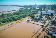 Enchente aumenta risco de doenças como leptospirose e dengue; veja cuidados