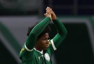 Endrick responde qual atacante deixaria na reserva do Real Madrid