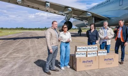 Primeira-dama Janja Lula da Silva acompanha ministros em envio de donativos para o Rio Grande do Sul, em Brasília, 8 de maio de 2024