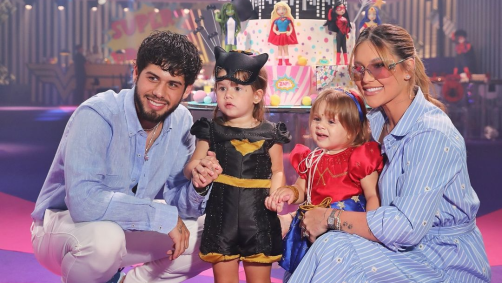 Virginia, Zé Felipe e as filhas Maria Alice e Maria Flor na festa de aniversário de 3 anos da primogênita