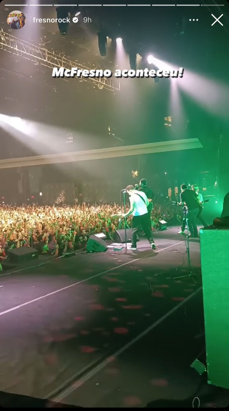 Por sua vez, o Fresno também compartilhou um vídeo ao lado do McFly / Reprodução/Instagram