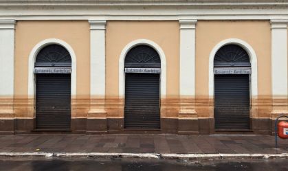Em atividade desde 1889, o Restaurante Gambrinus fica no Mercado Público de Porto Alegre e foi tomado pelas águas da cheia do Guaíba
