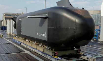 O primeiro protótipo do Ghost Shark, "Alpha", foi co-desenvolvido pelo Grupo de Ciência e Tecnologia de Defesa, pela Marinha e pela Anduril Austrália