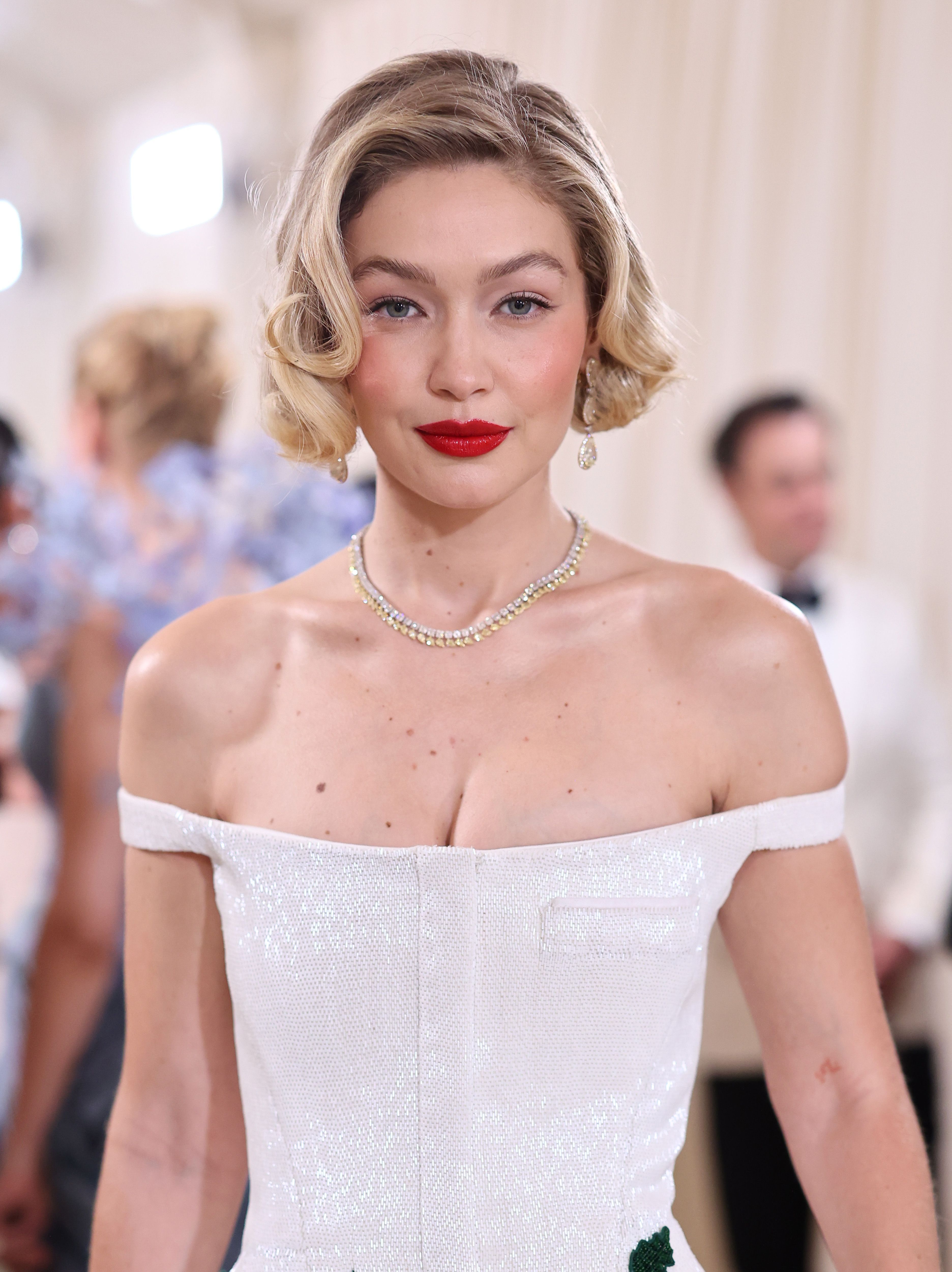 Gigi Hadid no Met Gala 2024 / Mike Coppola/MG24/Getty Images for The Met Museum/Vogue