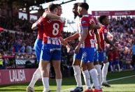 Barcelona perde do Girona e Real Madrid conquista título de LALIGA