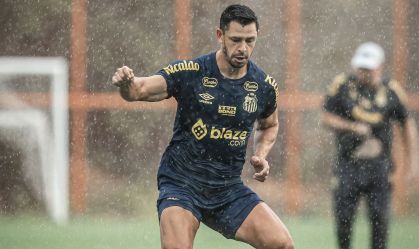 Giuliano pede para deixar o Santos e negocia rescisão