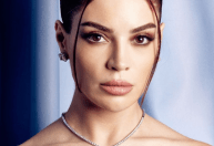 Looks grifados e mais: Gkay prepara bazar beneficente com famosos