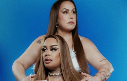 Gloria Groove lançou "Meu Anjo", música em parceria com sua mãe Gina Garcia