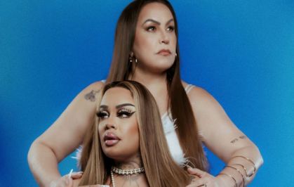 Gloria Groove lançou "Meu Anjo", música em parceria com sua mãe Gina Garcia