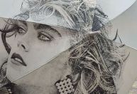 Nas redes, fãs relembram "guarda-chuva da Madonna" que não era da Madonna