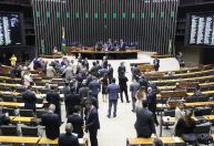 Câmara aprova política nacional para cuidados de pessoas com Alzheimer